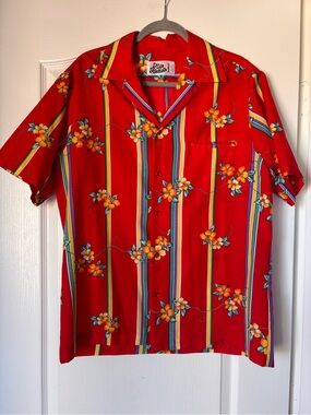 Hilo Hatties | Vintage Hawaiian aloha Shirt red floral women’s large button up